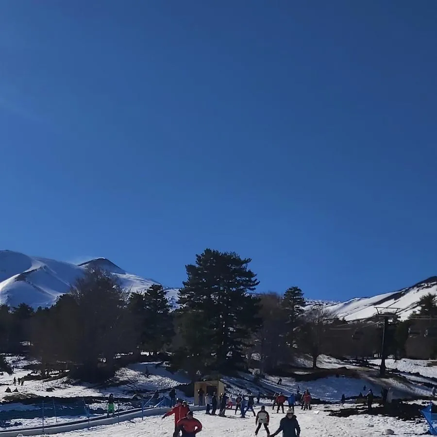 Casa Holiday Sea Etna Di Enza Linguaglossa Alojamento de Acomodação e Pequeno-almoço