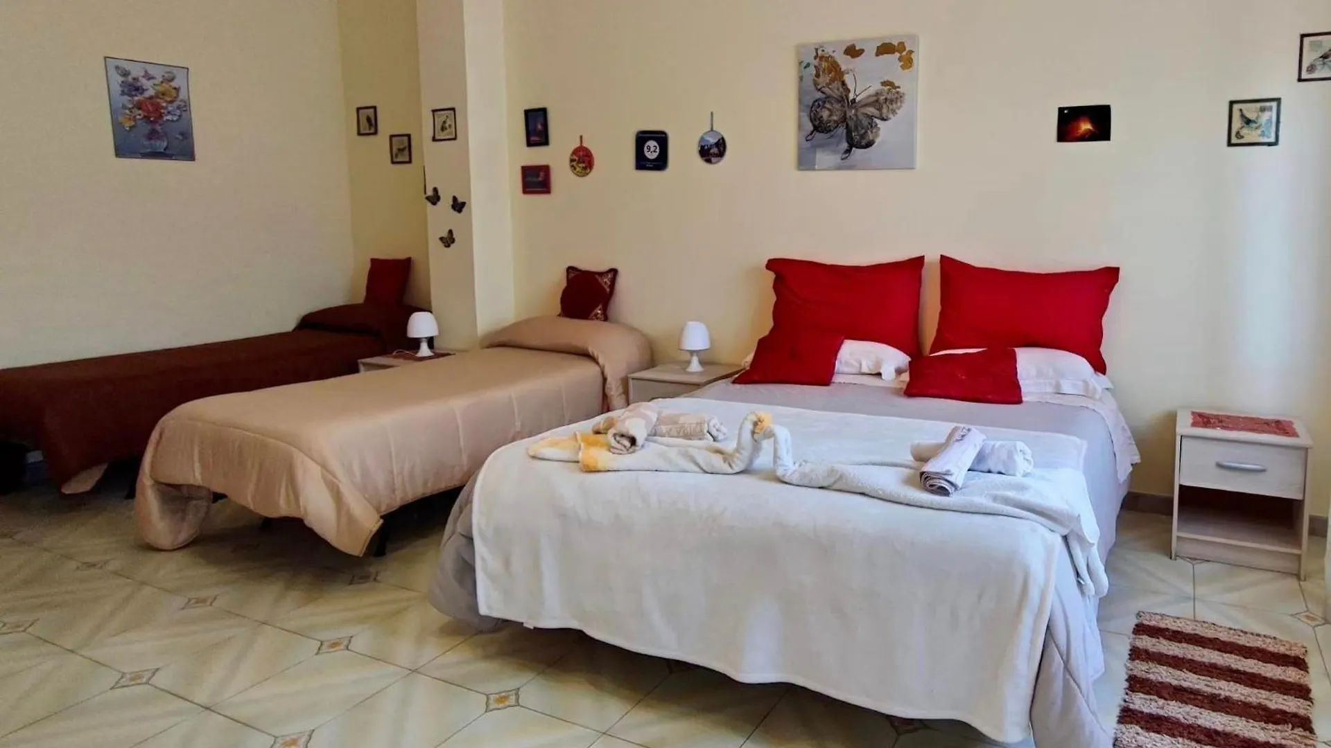 Casa Holiday Sea Etna Di Enza 林瓜格洛萨 住宿加早餐酒店