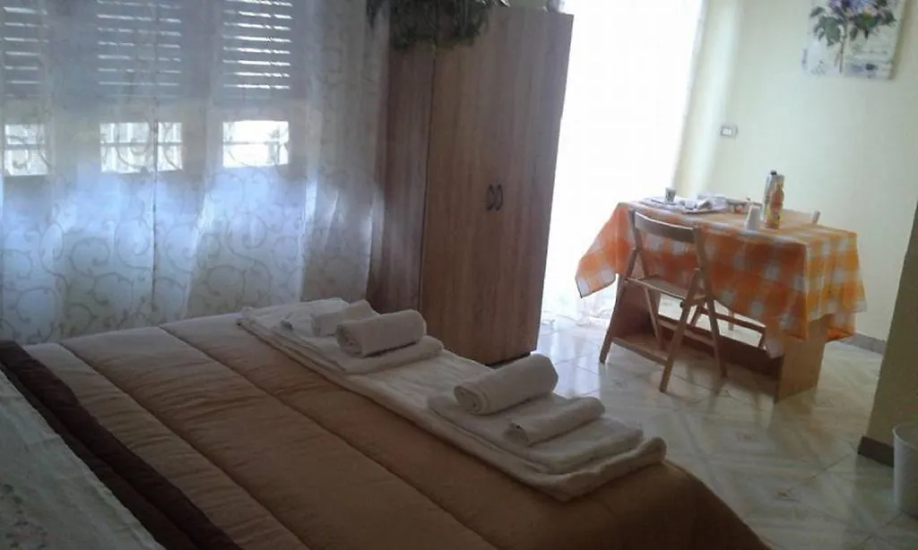 Casa Holiday Sea Etna Di Enza Linguaglossa