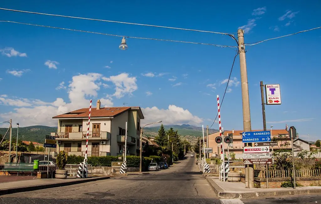 Bed & Breakfast Casa Holiday Sea Etna Di Enza Linguaglossa