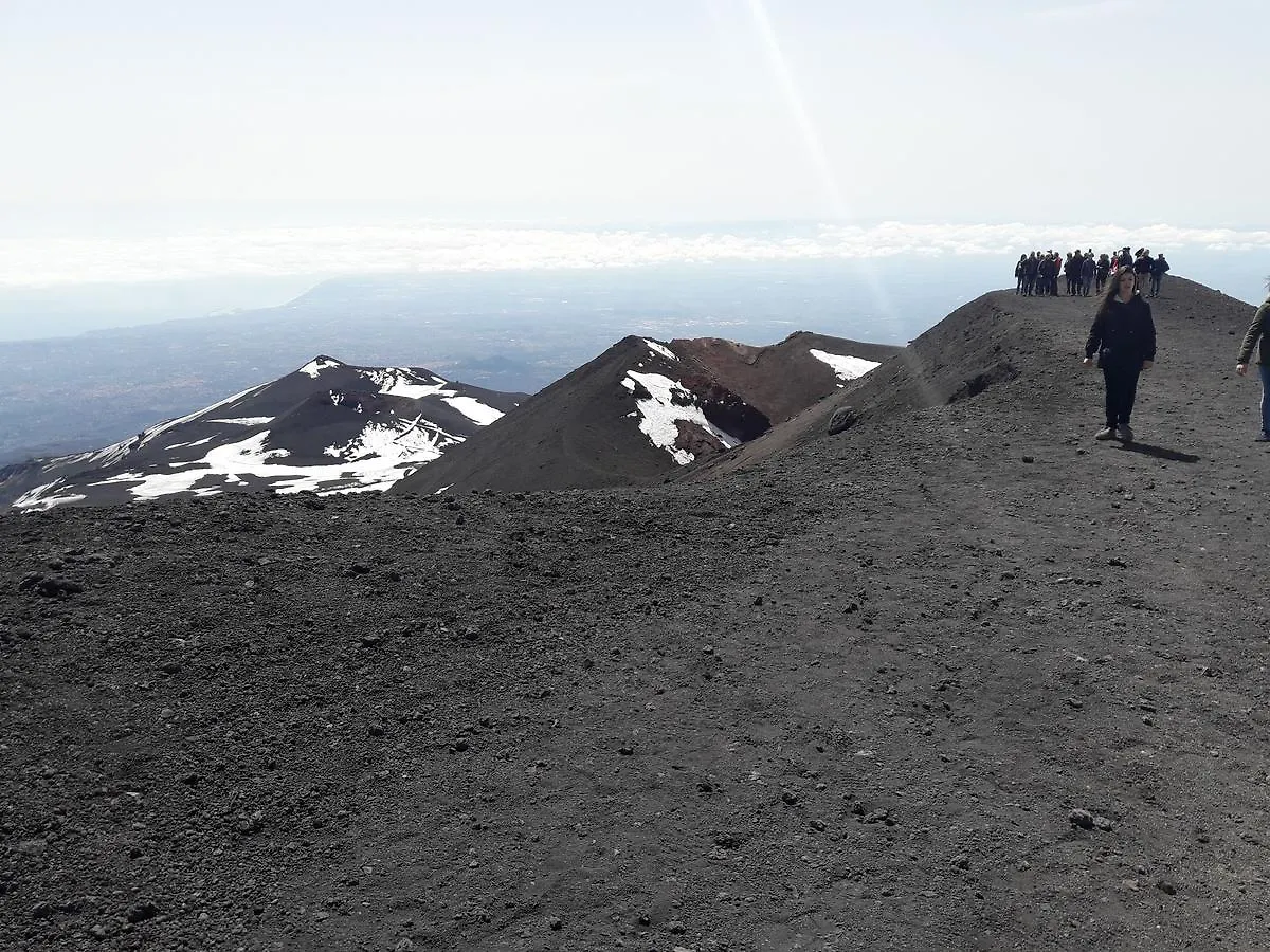 Casa Holiday Sea Etna Di Enza Linguaglossa Alojamento de Acomodação e Pequeno-almoço
